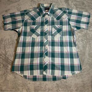 Wrangler Green and White Plaid Button Down Shirt